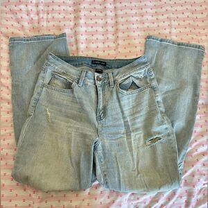 Womens 90s style Light Blue Straight Leg distressed Jeans